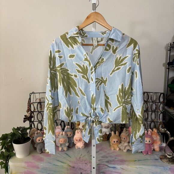 Joie leaf 🍃 print Olive and Light Blue Button-Down Shirt tie front blouse small - Picture 4 of 7